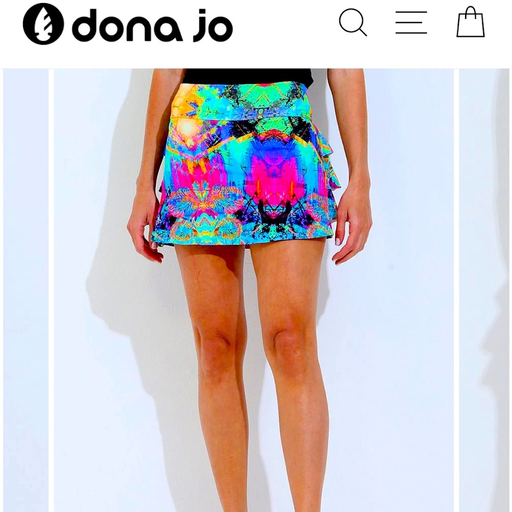Dona Jo Small Shakira skirt/ short 13.5” (Surreal)